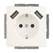 Pistorasia, Impressivo, 1-os, maad, 2xUSB A-laturilla, matta valkoinen