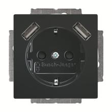 Pistorasia, Impressivo, 1-os, maad, 2xUSB A-laturilla, antrasiitti