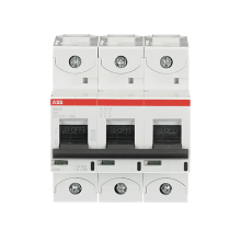 3-napainen K-käyrä 40A, IEC/EN 60947-2: Ue= 240/415VAC Icu=50kA, Ue= 400/690VAC Icu=6kA