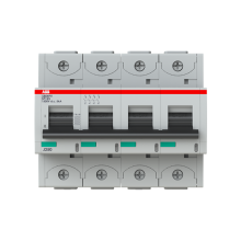 4-napainen SP-käyrä 125A, IEC 60947-2: Icu=5kA, IEC 60947-2 Annex P.: Icu 3kA, Ue= 1500VDC