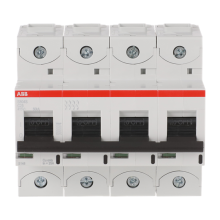 4-napainen C-käyrä 25A, IEC/EN 60947-2: Ue= 240/415VAC Icu=50kA, Ue= 400/690VAC Icu=6kA
