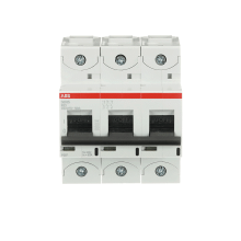 3-napainen K-käyrä 63A, IEC/EN 60947-2: Ue= 240/415VAC Icu=50kA, Ue= 400/690VAC Icu=6kA
