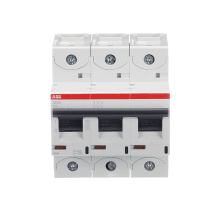 3-napainen K-käyrä 25A, IEC/EN 60947-2: Ue= 240/415VAC Icu=50kA, Ue= 400/690VAC Icu=6kA
